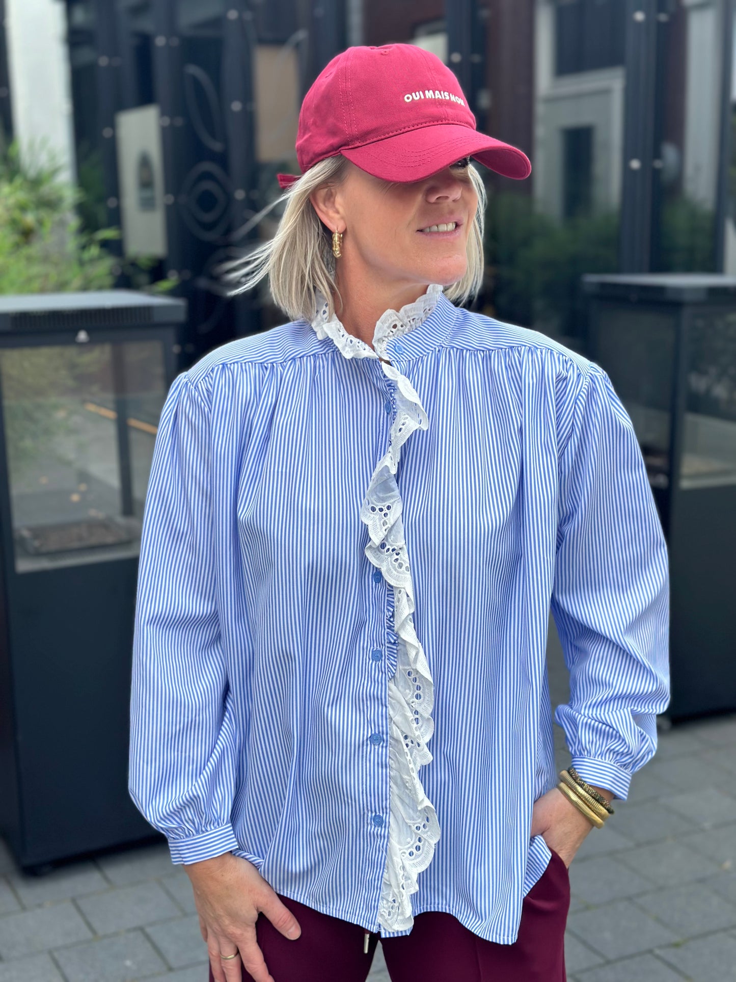 Stripe blouse met volant kant