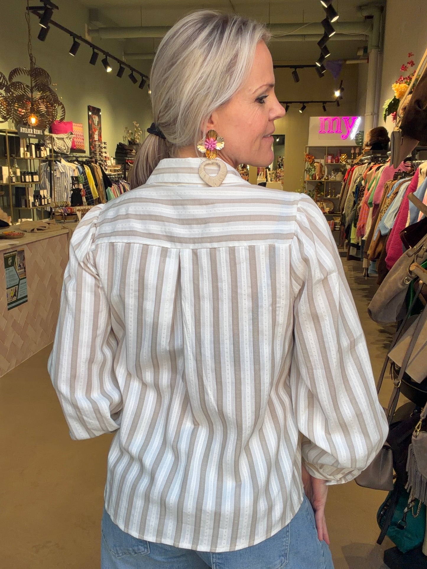 Stripe blouse pofmouw beige